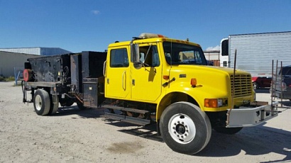 Термобокс на раме 2002 International Patch Truck