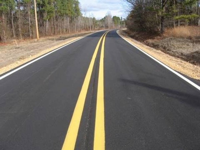 Ultra Thin Lift Hot Mix Asphalt (HMA) Нанесение сверхтонкого слоя HMA - горячей асфальтобетонной смеси на существующий слой