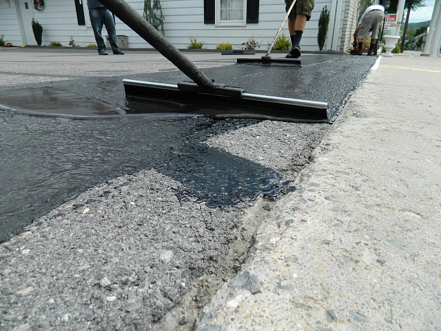 Защитно-гидроизолирующие покрытия асфальта с минеральным наполнением Mineral Filled Seal Coat