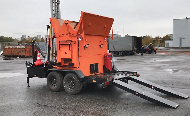 Термос-бункер на прицепе SV3000 для горячего асфальта