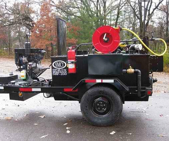 Гудронатор на прицепе с подогревом SBF 500 