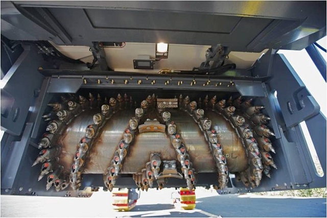 Cold Planing & Micro Milling - холодная планировка методом фрезерования или профилирования, представляет собой контролируемое удаление поверхности существующего дорожного покрытия