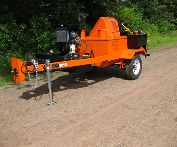 Гудронатор прицепной с подогревом для распределения асфальтовых эмульсий SGS 275