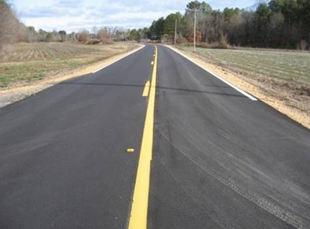 Ultra Thin Lift Hot Mix Asphalt (HMA) Нанесение сверхтонкого слоя HMA - горячей асфальтобетонной смеси на существующий слой