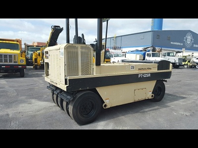 Виброкаток Ingersoll-Rand PT-125R 9-wheel Pneumatic Roller