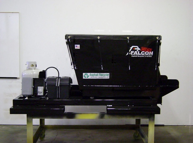 Термос-бункер  для горячего асфальта - 1 тонна